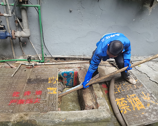 那大镇清掏化粪池